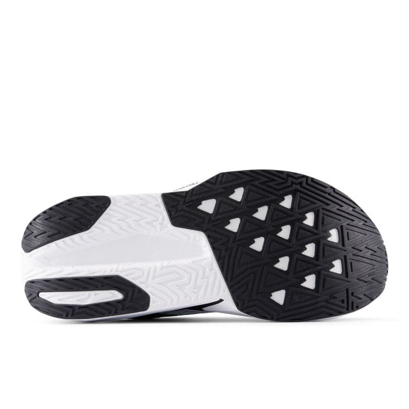 New Balance FuelCell Rebel v5 – Black White — 7