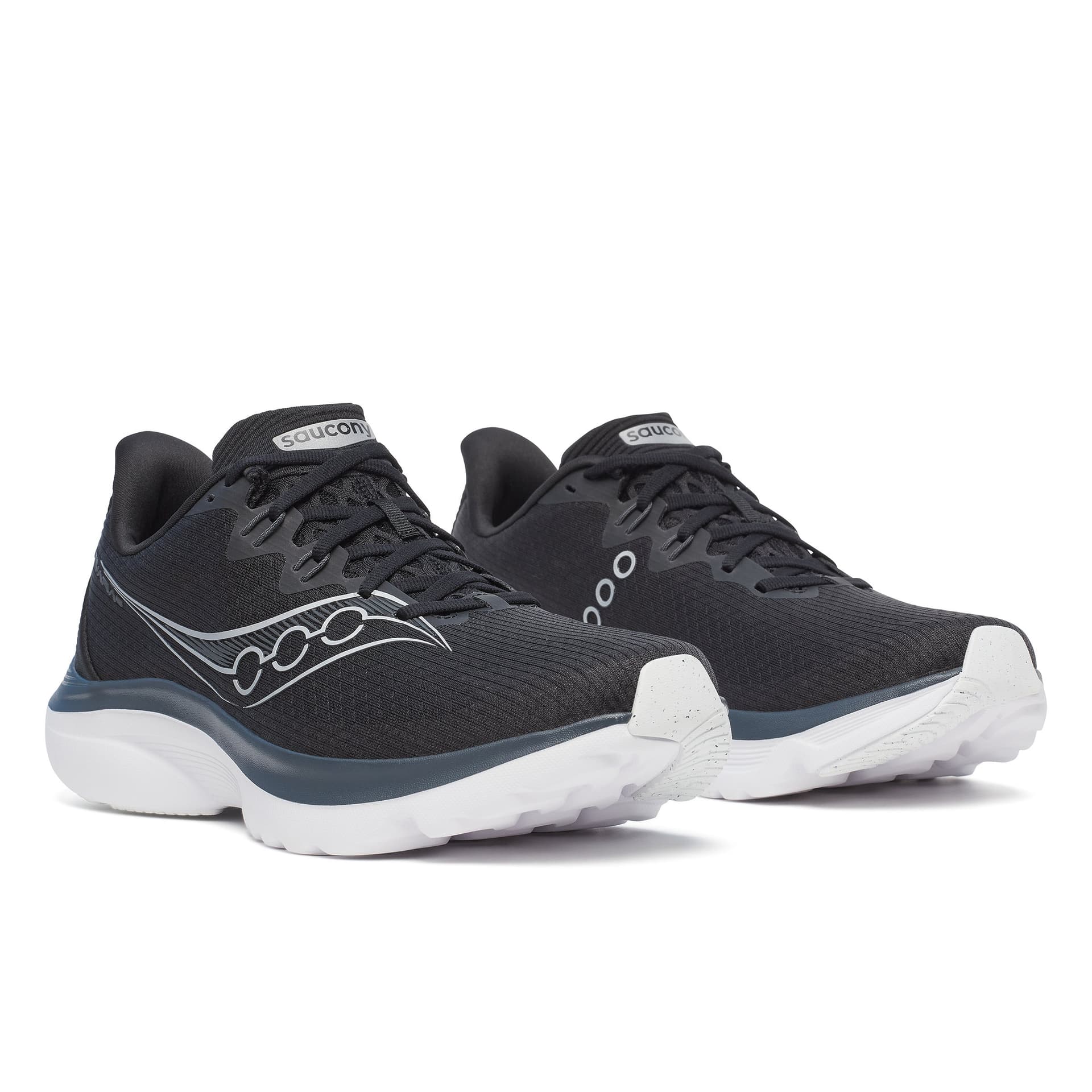 Saucony Kinvara 16 – Black White (2) — 3