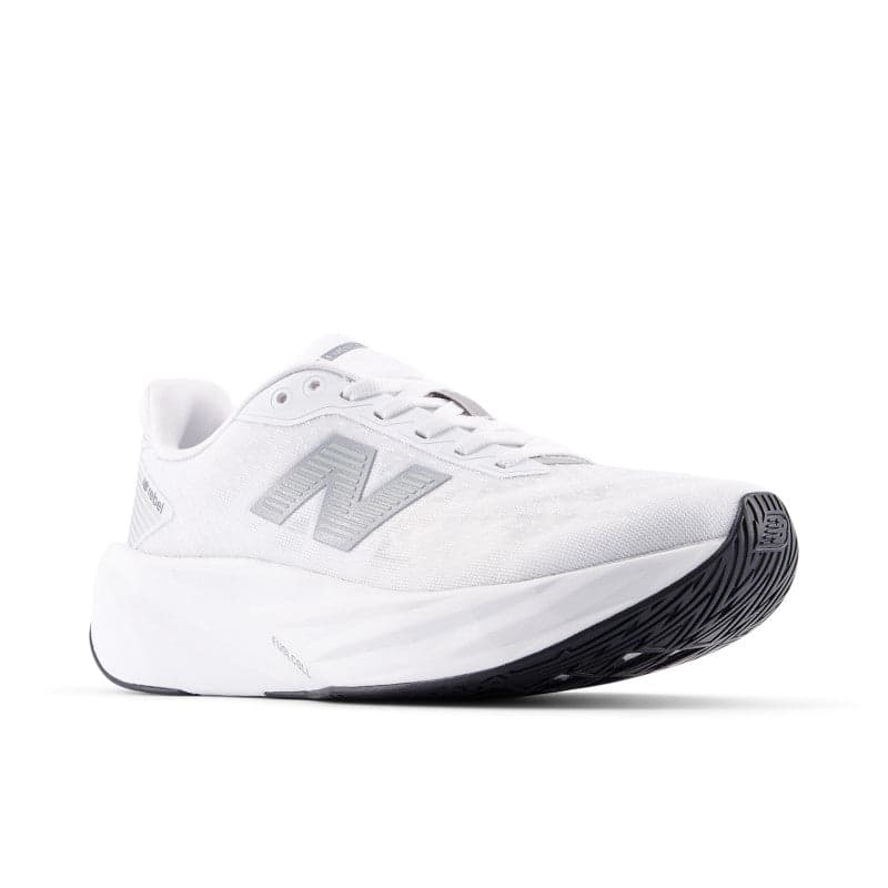 New Balance FuelCell Rebel v5 – White Silver Metallic — 2