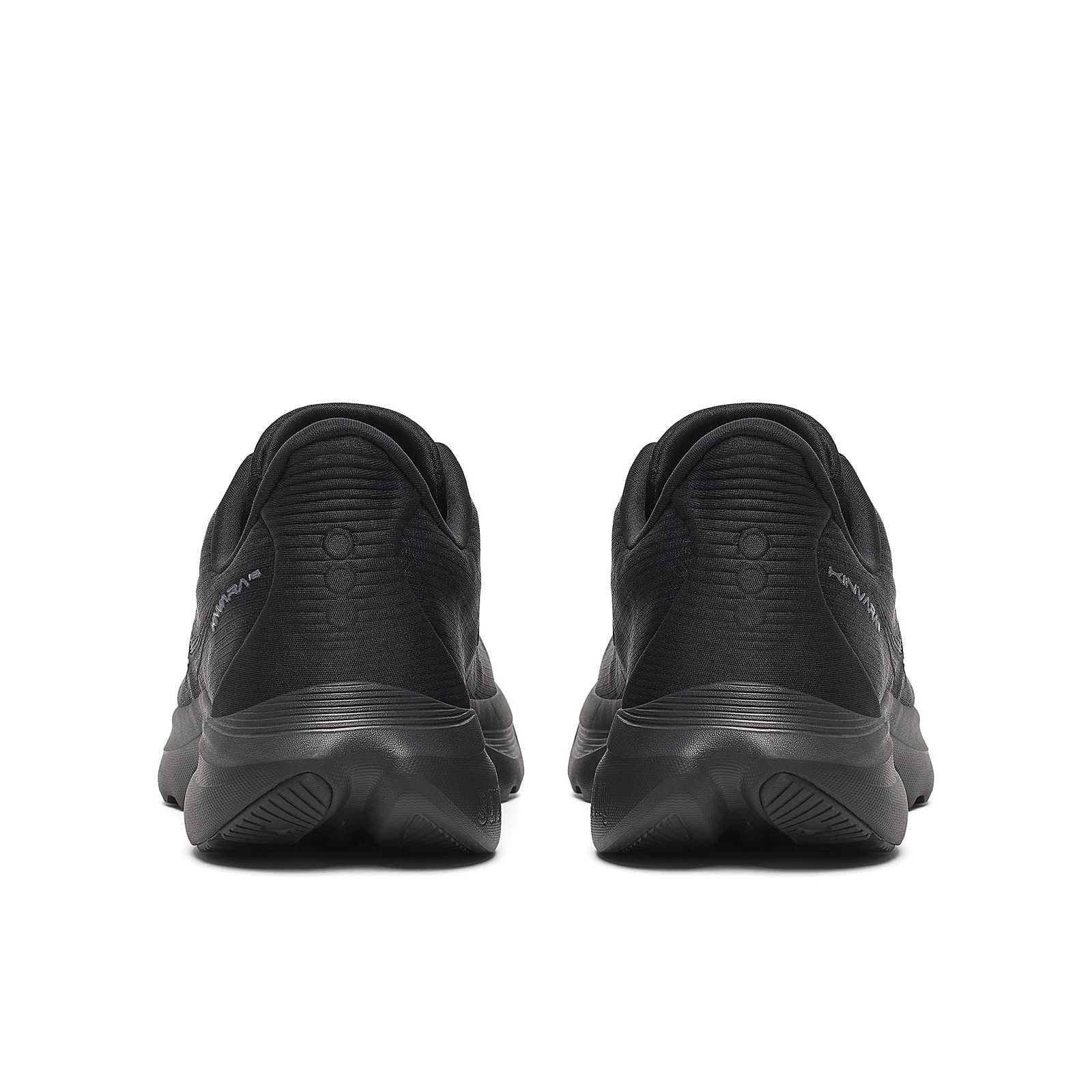 Saucony Kinvara 16 – Triple Black — 5