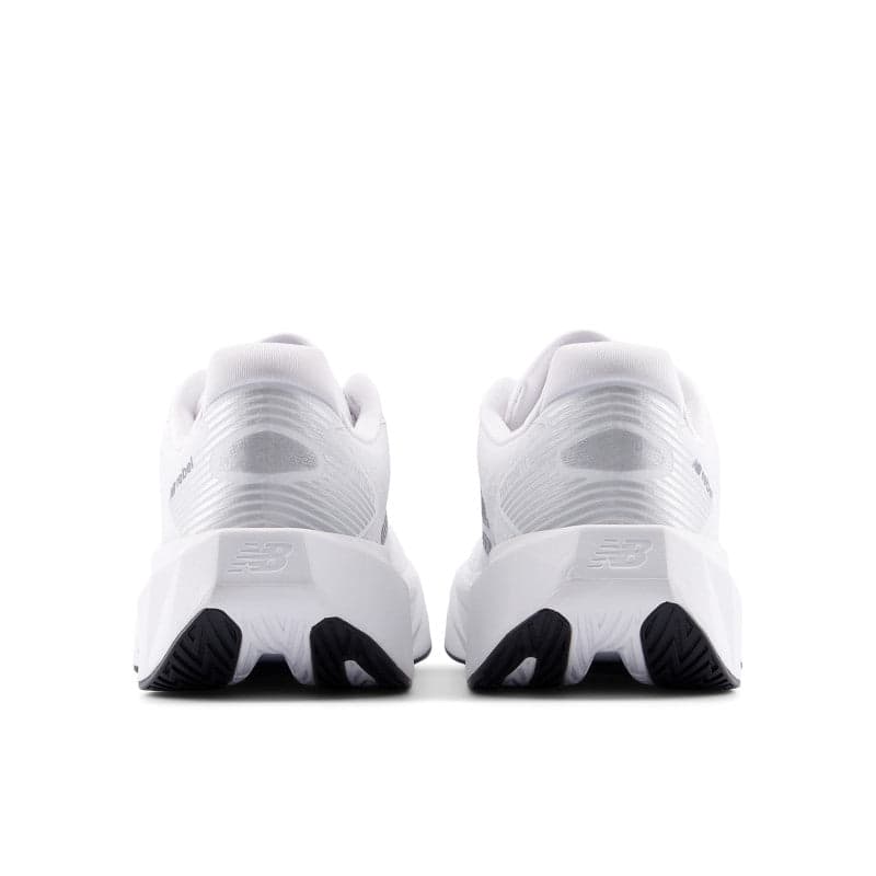 New Balance FuelCell Rebel v5 – White Silver Metallic — 4