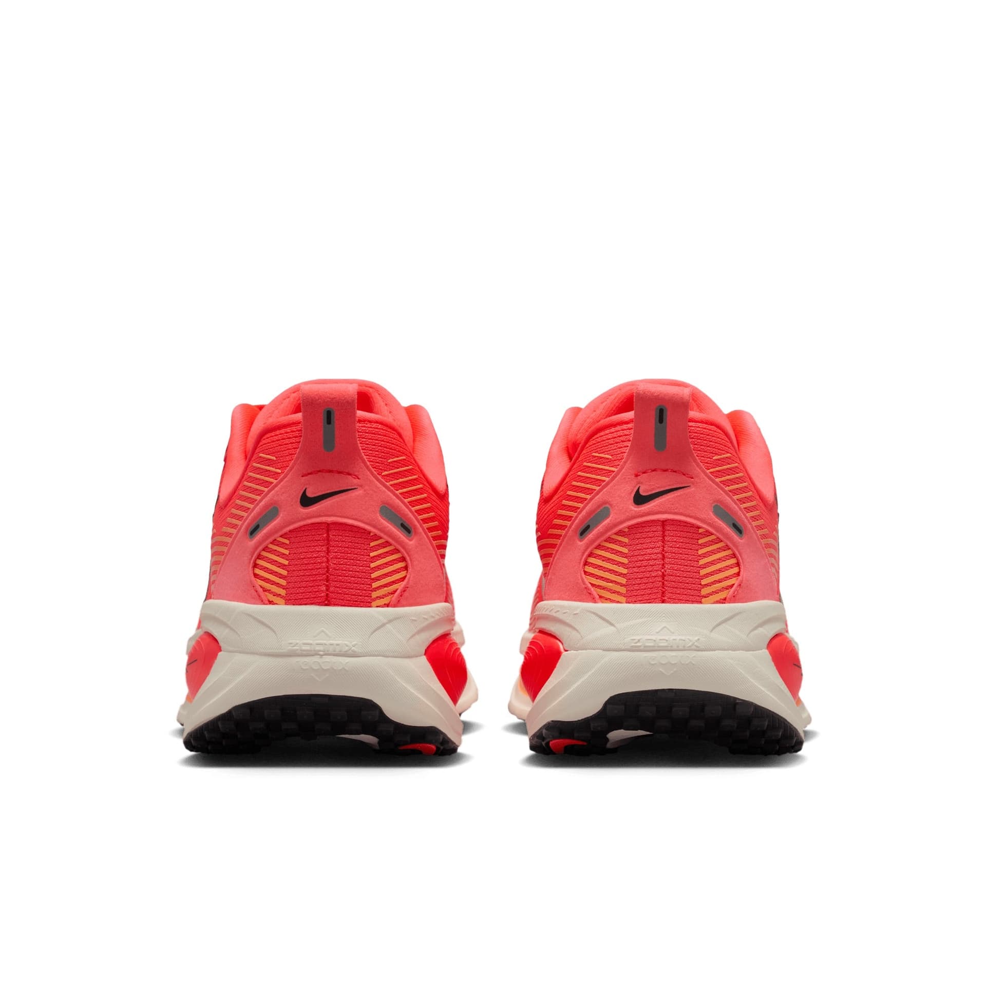 Nike Vomero 18 – Hot Lava Black Chalk Orange Pulse — 6