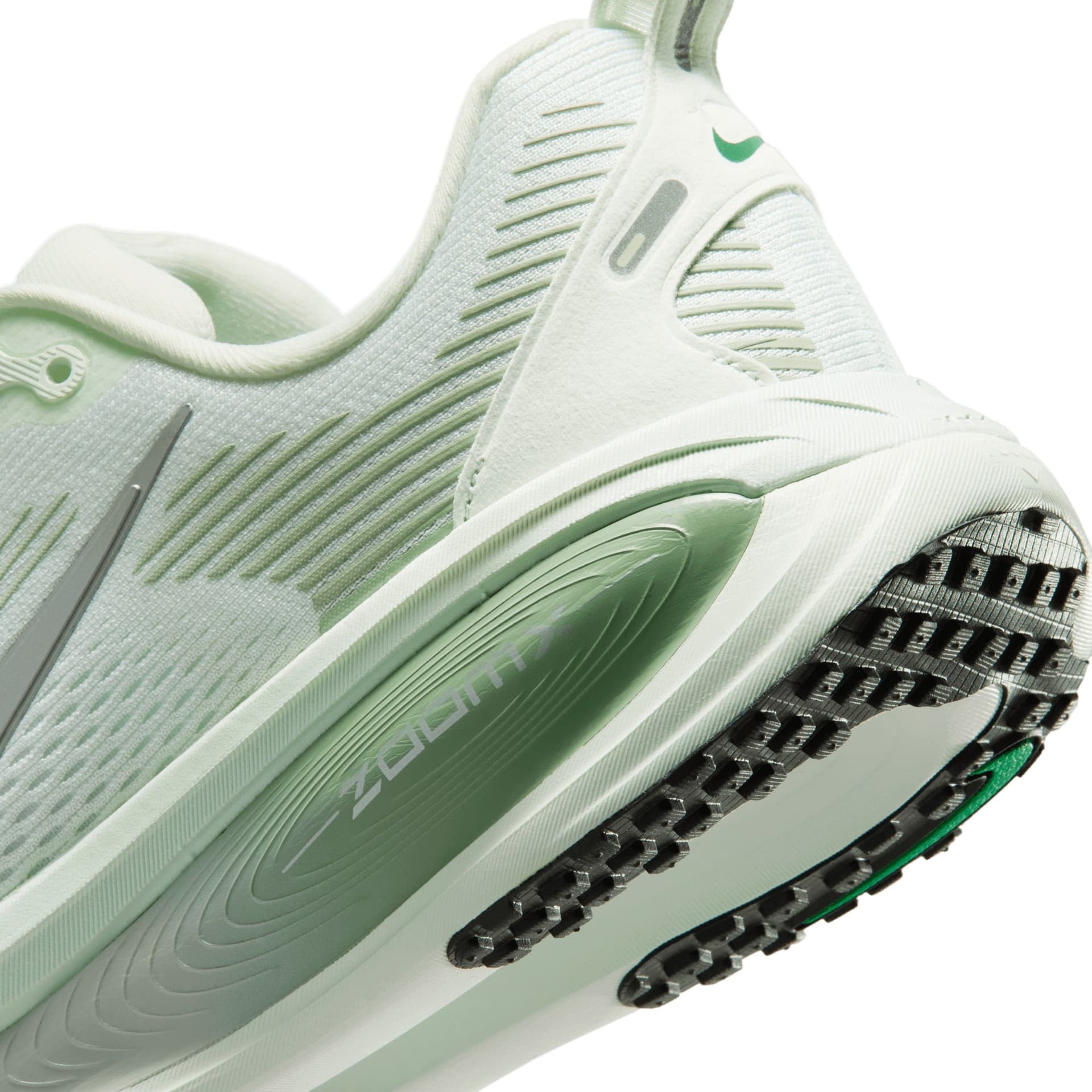 Nike Vomero 18 – Barely Green Metallic Silver Steam — 8