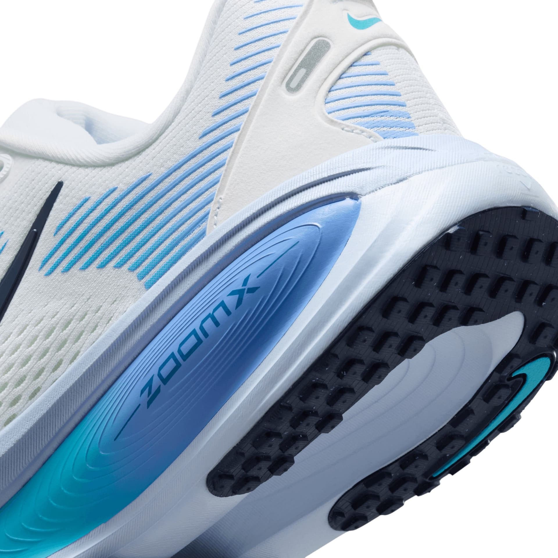 Nike Vomero 18 – White Midnight Navy Blue Fury — 6