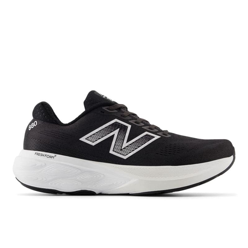 New Balance Fresh Foam X 880v15 – Black White
