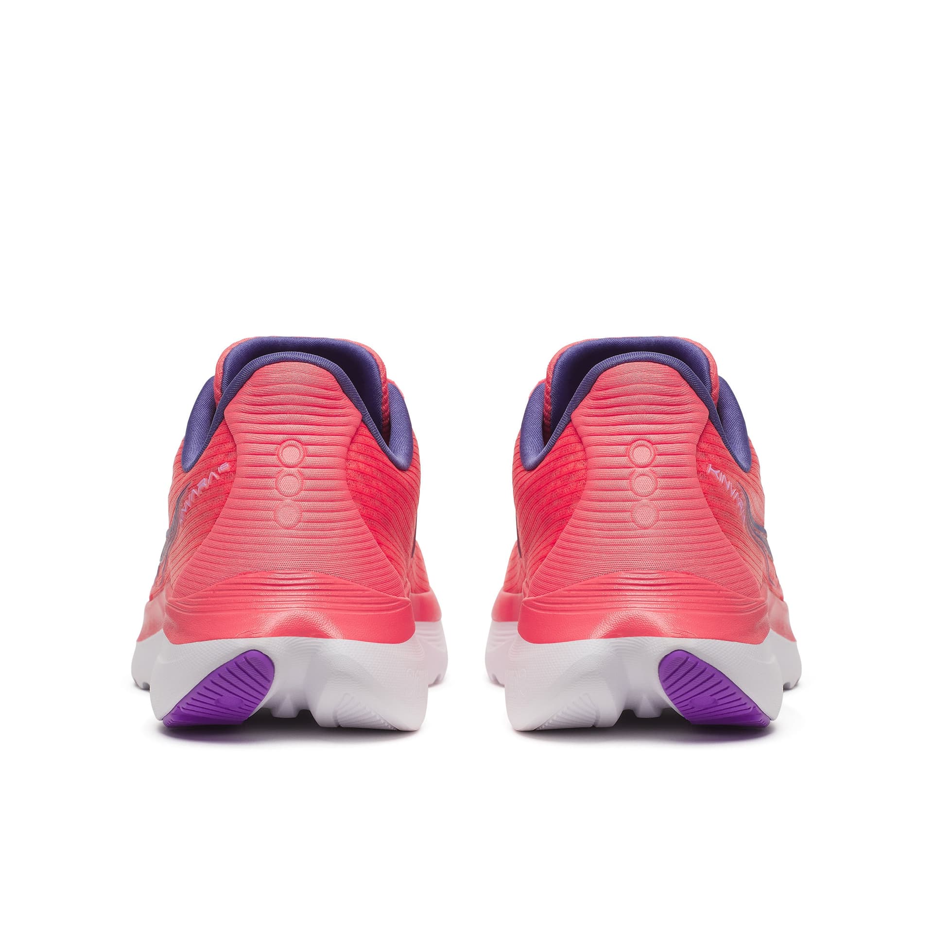 Saucony Kinvara 16 – Coral — 5