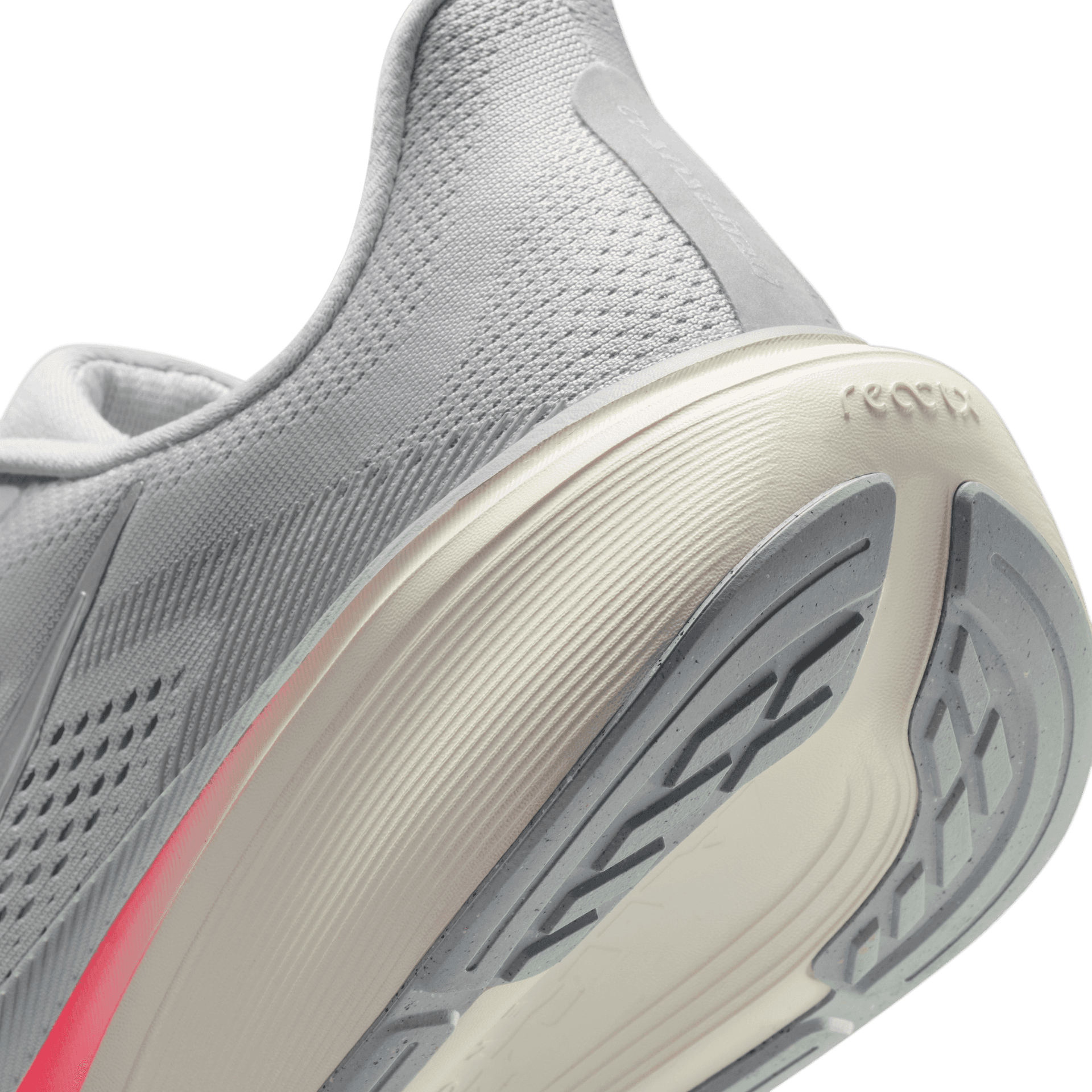 Nike Pegasus 42 – Wolf Grey Metallic Silver Photon Dust — 7