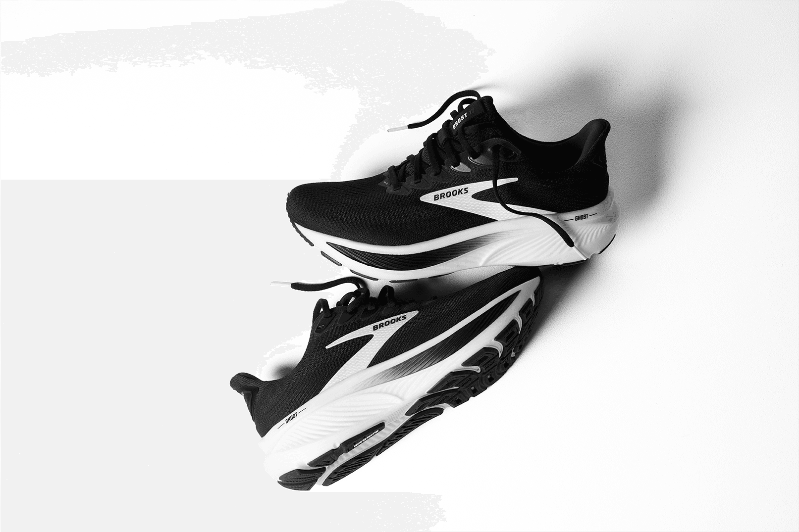 Brooks Ghost 17 – Black Grey White (2) — 8