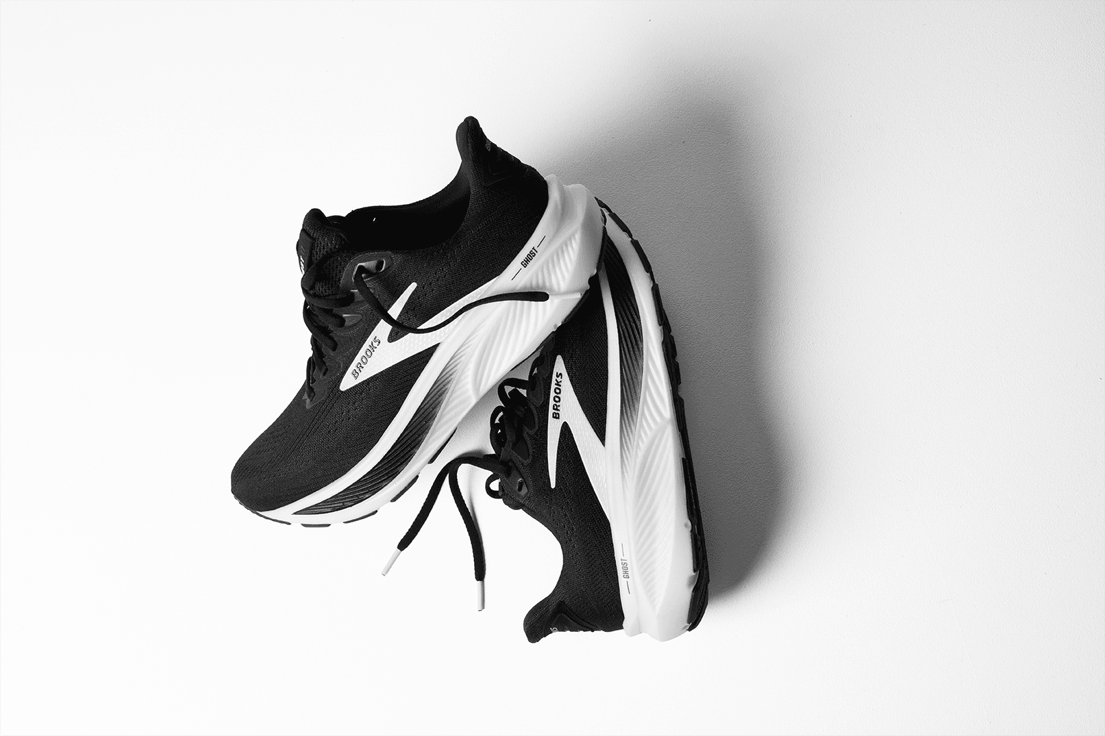 Brooks Ghost 17 – Black Grey White — 8