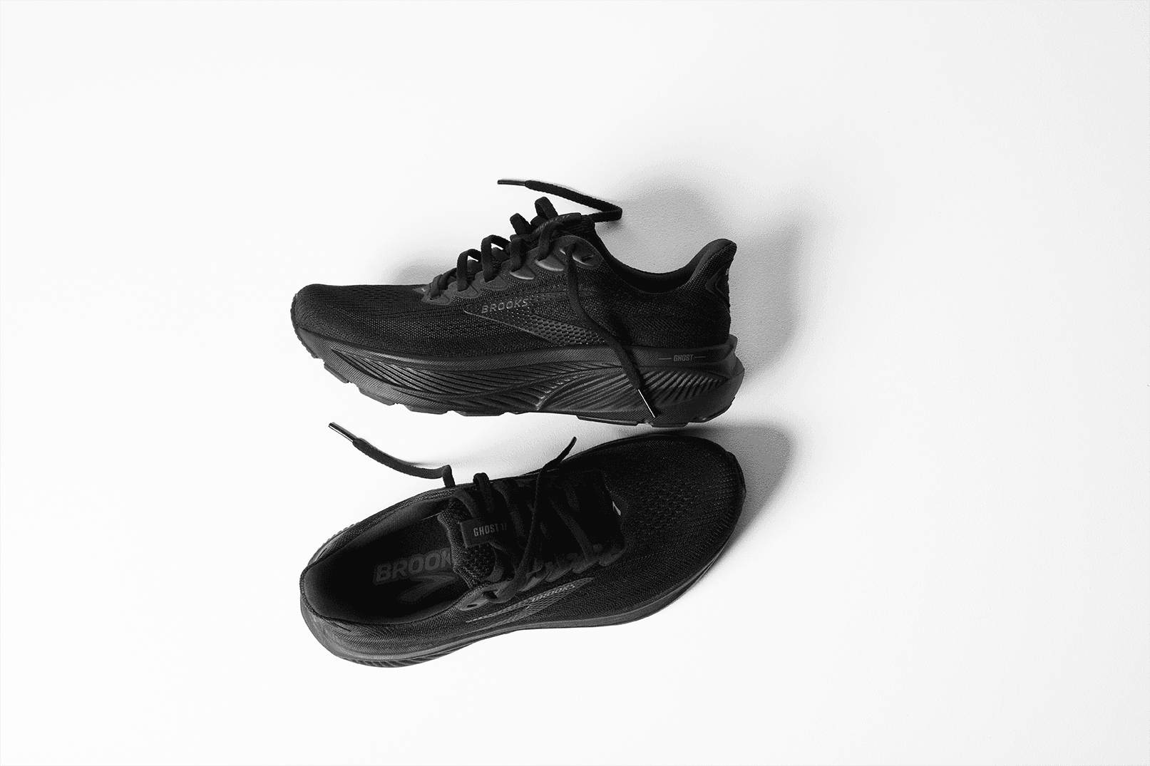 Brooks Ghost 17 – Black Black Ebony (2) — 5