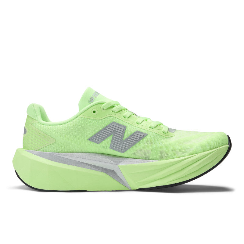 New Balance FuelCell Rebel v5 – Lab Green Silver Metallic